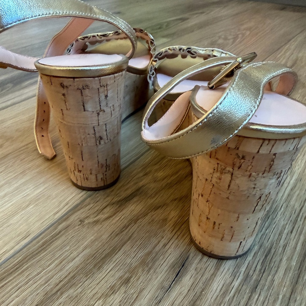 Kate Spade Gold Cork Platform Heels Sandals Size 9 Wedges - Picture 3 of 4